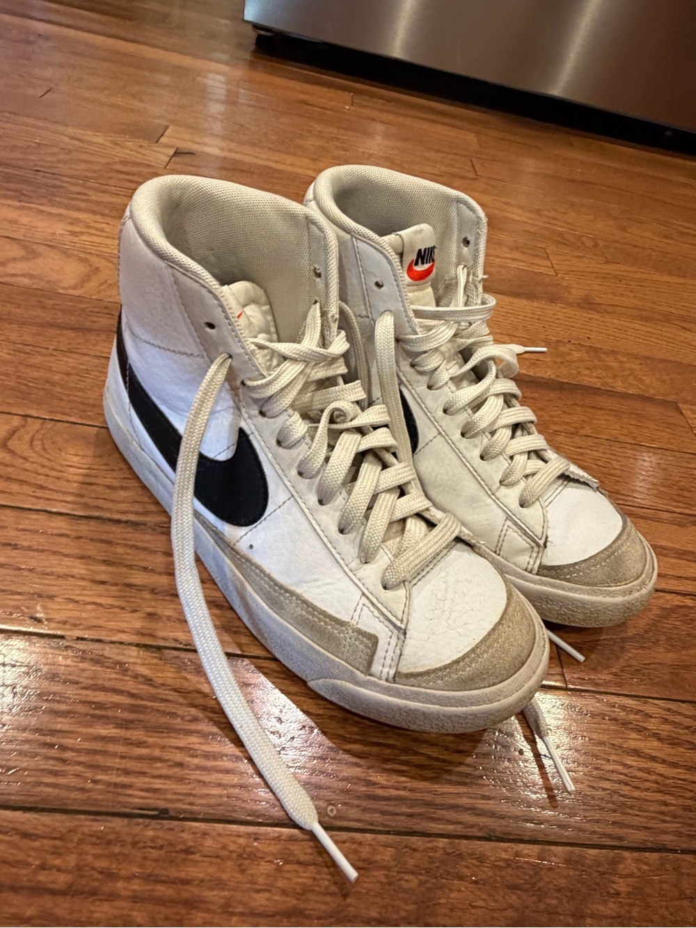 Nike Youth Blazer Mid 77 Vintage HighTop Sneaker